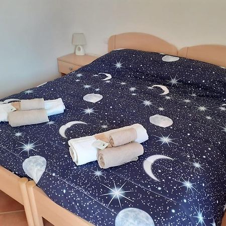 Hotel Bena E Traes Laerru Zewnętrze zdjęcie