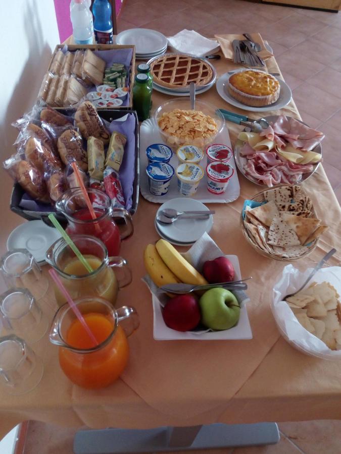 Hotel Bena E Traes Laerru Zewnętrze zdjęcie