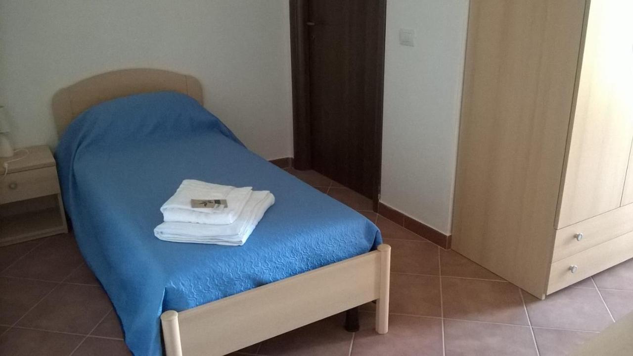 Hotel Bena E Traes Laerru Zewnętrze zdjęcie