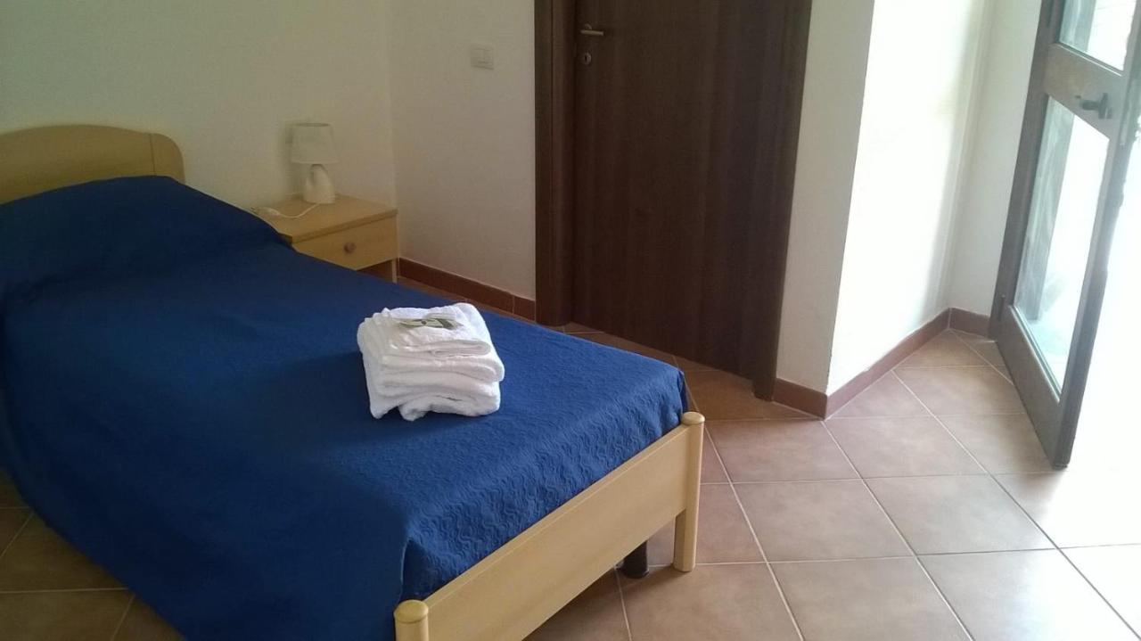 Hotel Bena E Traes Laerru Zewnętrze zdjęcie