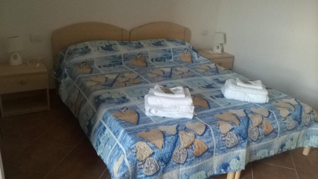 Hotel Bena E Traes Laerru Zewnętrze zdjęcie