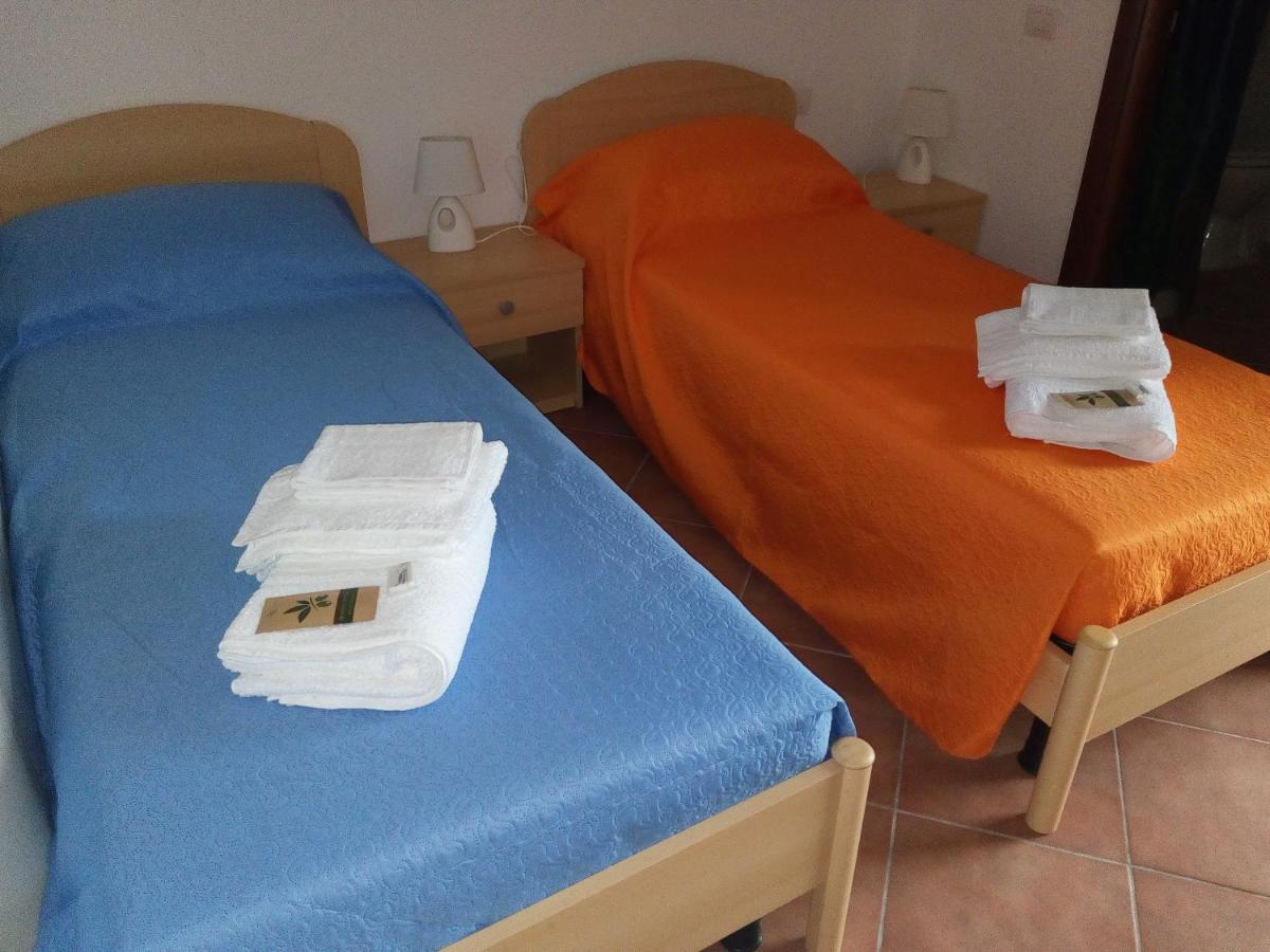 Hotel Bena E Traes Laerru Zewnętrze zdjęcie