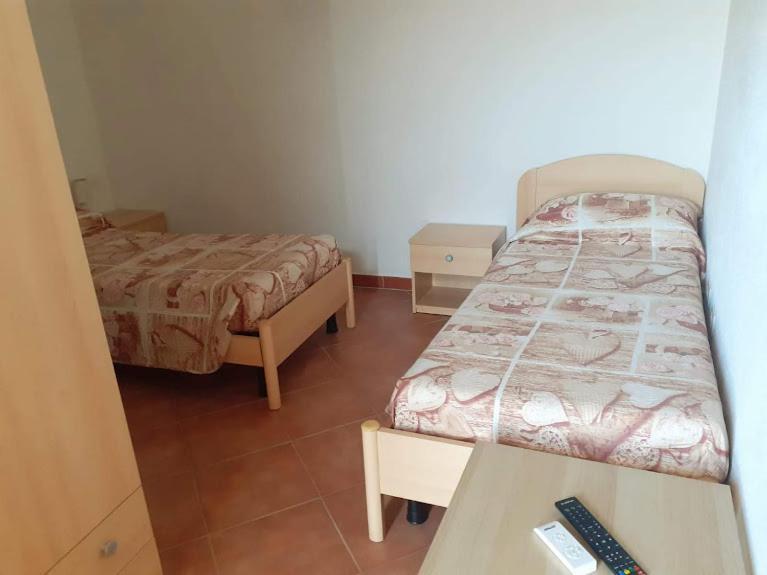 Hotel Bena E Traes Laerru Zewnętrze zdjęcie
